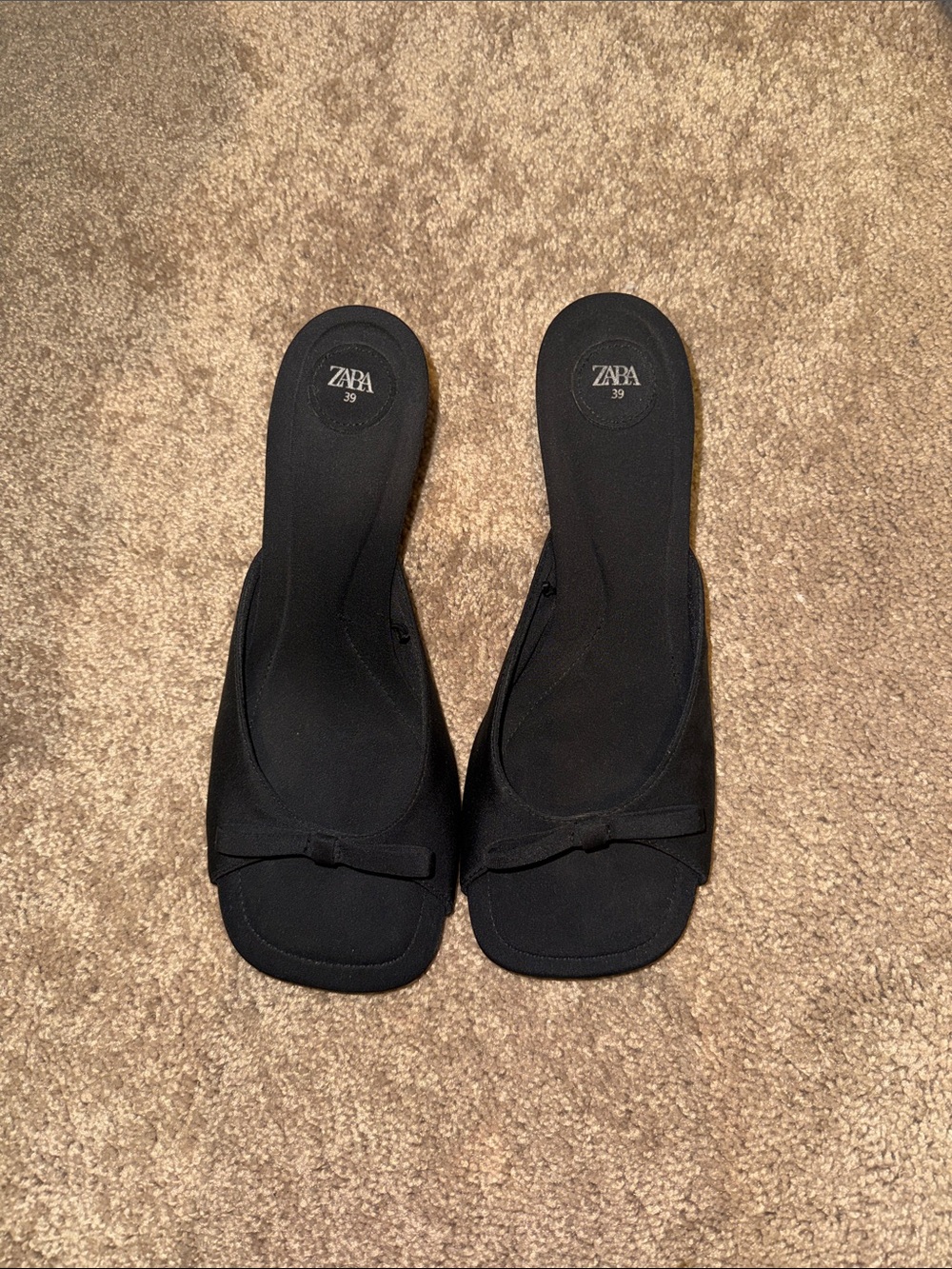 Zara Black Slip-On Mules with Bow Accent